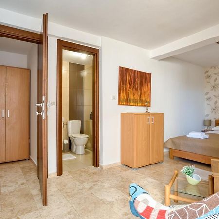 Apartman Marija Lux Свети Стефан Екстериор снимка