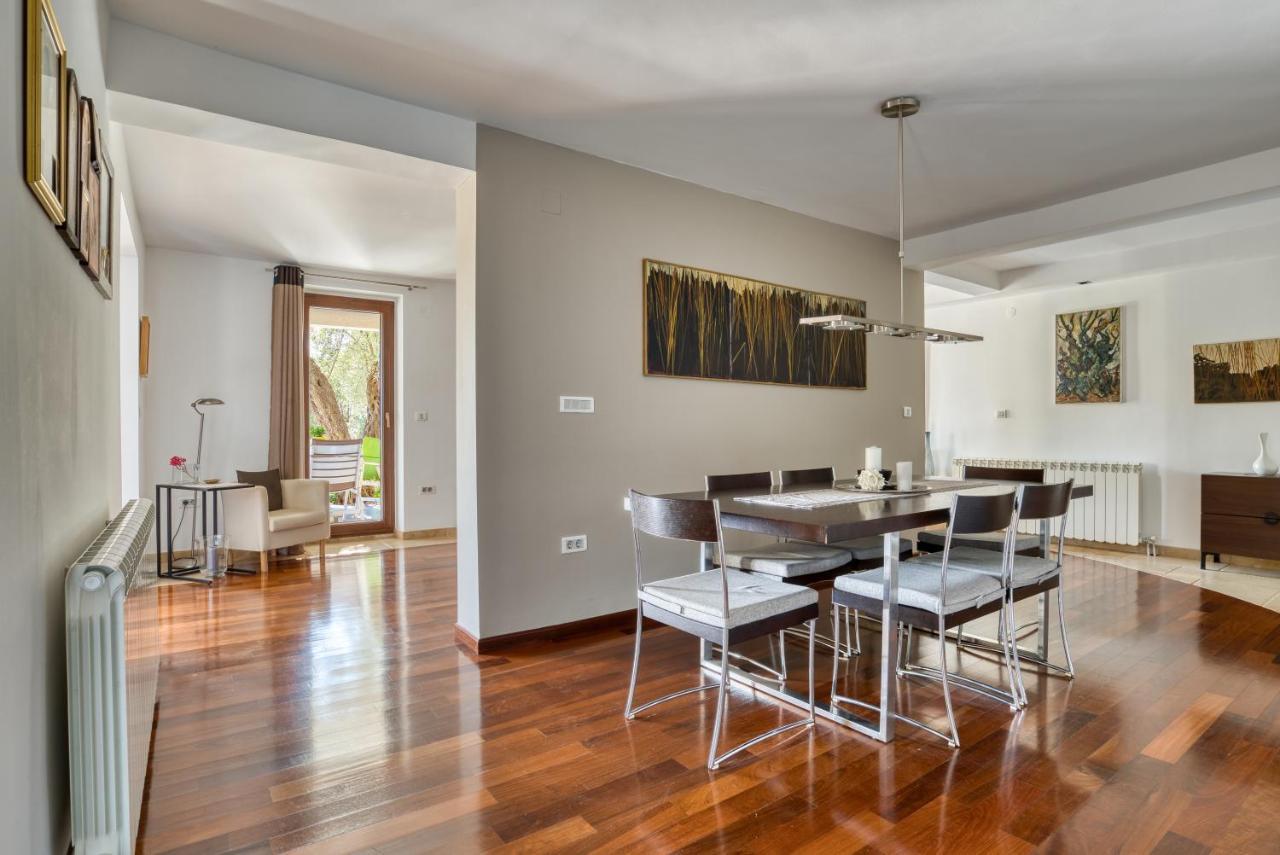 Apartman Marija Lux Свети Стефан Екстериор снимка
