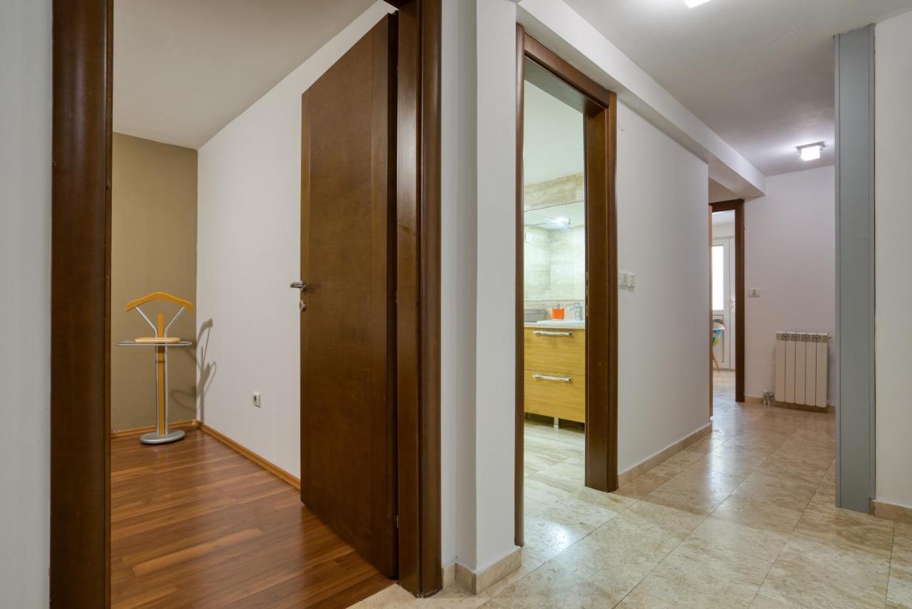Apartman Marija Lux Свети Стефан Екстериор снимка