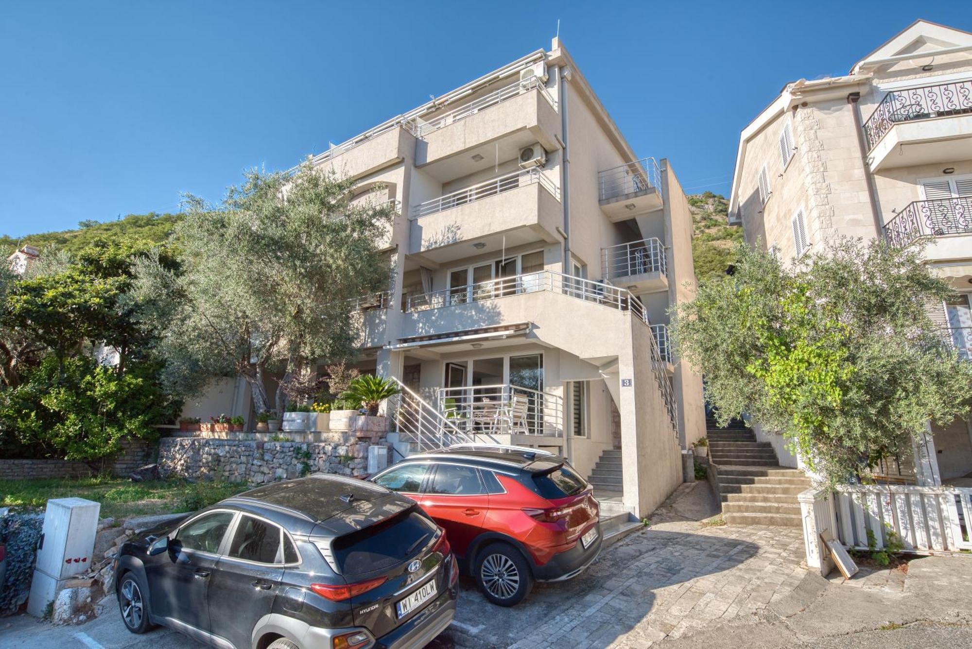 Apartman Marija Lux Свети Стефан Екстериор снимка